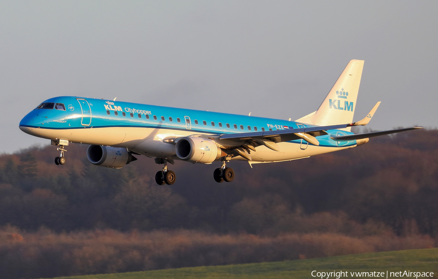 KLM Cityhopper Embraer ERJ-190LR (ERJ-190-100LR) (PH-EZE) | Photo 286862