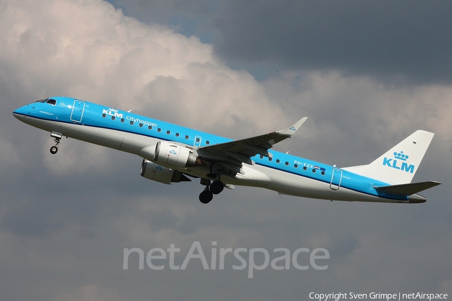 KLM Cityhopper Embraer ERJ-190LR (ERJ-190-100LR) (PH-EZE) | Photo 164117