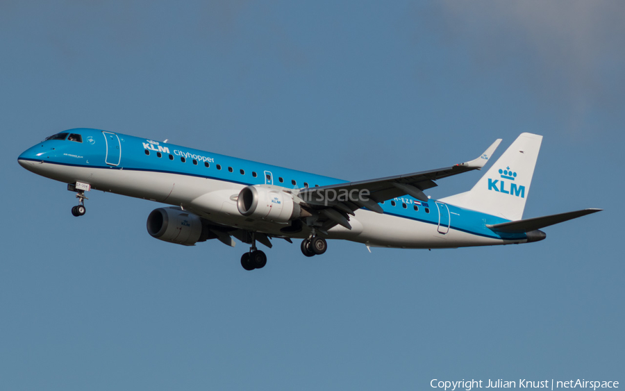 KLM Cityhopper Embraer ERJ-190STD (ERJ-190-100STD) (PH-EZF) | Photo 104996
