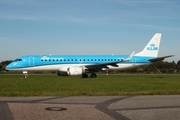 KLM Cityhopper Embraer ERJ-190STD (ERJ-190-100STD) (PH-EZF) at  Hamburg - Fuhlsbuettel (Helmut Schmidt), Germany