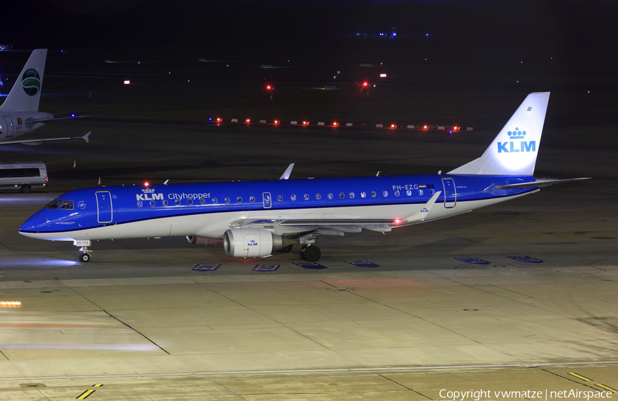 KLM Cityhopper Embraer ERJ-190LR (ERJ-190-100LR) (PH-EZG) | Photo 134915