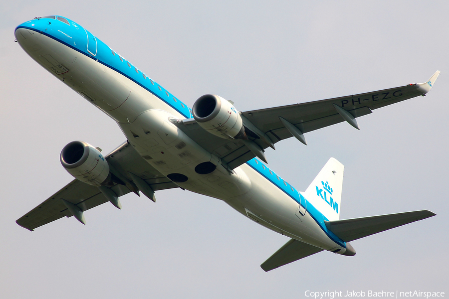 KLM Cityhopper Embraer ERJ-190LR (ERJ-190-100LR) (PH-EZG) | Photo 163557