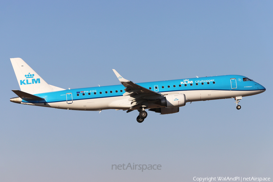 KLM Cityhopper Embraer ERJ-190LR (ERJ-190-100LR) (PH-EZG) | Photo 499969