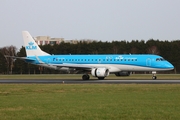 KLM Cityhopper Embraer ERJ-190LR (ERJ-190-100LR) (PH-EZH) at  Hamburg - Fuhlsbuettel (Helmut Schmidt), Germany