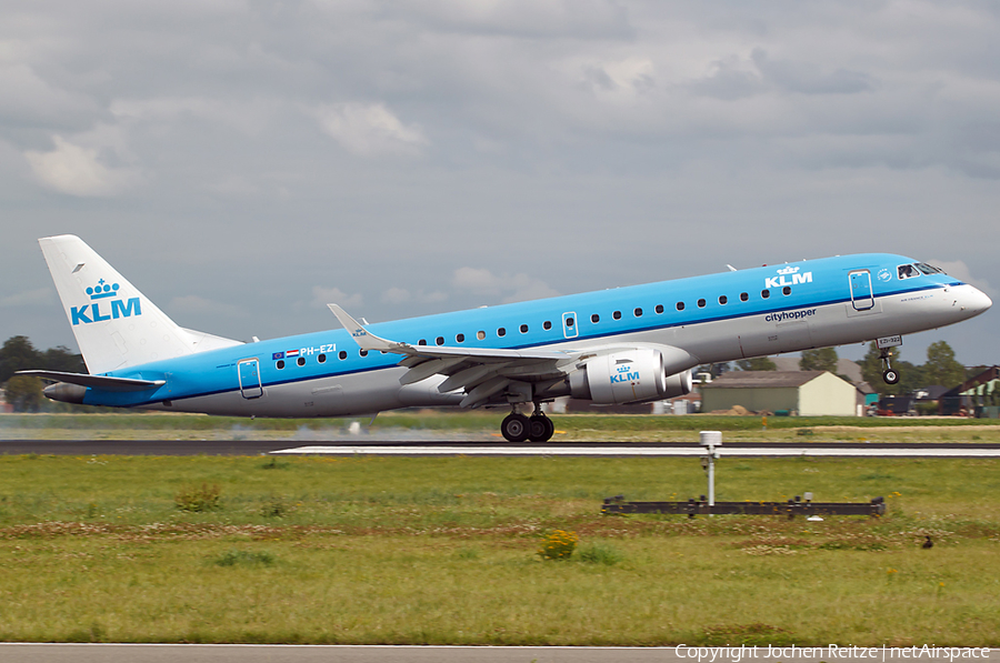 KLM Cityhopper Embraer ERJ-190STD (ERJ-190-100STD) (PH-EZI) | Photo 78862