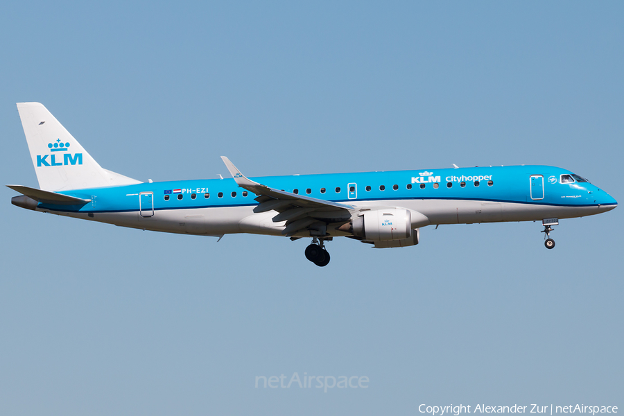 KLM Cityhopper Embraer ERJ-190STD (ERJ-190-100STD) (PH-EZI) | Photo 243314