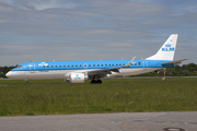 KLM Cityhopper Embraer ERJ-190STD (ERJ-190-100STD) (PH-EZK) at  Hamburg - Fuhlsbuettel (Helmut Schmidt), Germany