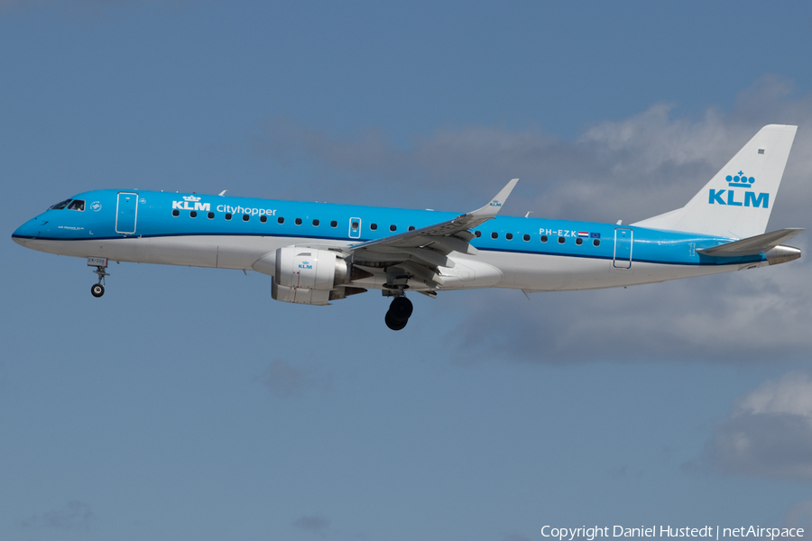 KLM Cityhopper Embraer ERJ-190STD (ERJ-190-100STD) (PH-EZK) | Photo 414783