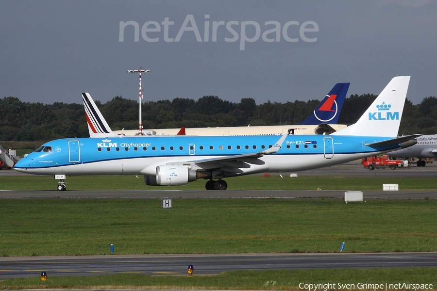 KLM Cityhopper Embraer ERJ-190STD (ERJ-190-100STD) (PH-EZL) | Photo 125591