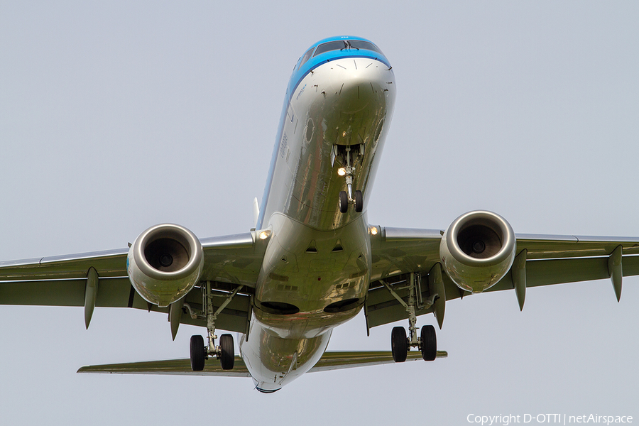 KLM Cityhopper Embraer ERJ-190STD (ERJ-190-100STD) (PH-EZM) | Photo 289569