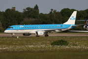 KLM Cityhopper Embraer ERJ-190STD (ERJ-190-100STD) (PH-EZM) at  Hamburg - Fuhlsbuettel (Helmut Schmidt), Germany