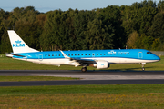 KLM Cityhopper Embraer ERJ-190STD (ERJ-190-100STD) (PH-EZM) at  Hamburg - Fuhlsbuettel (Helmut Schmidt), Germany