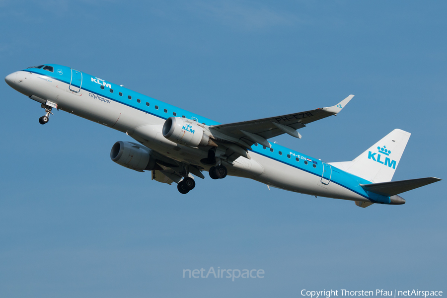 KLM Cityhopper Embraer ERJ-190STD (ERJ-190-100STD) (PH-EZN) | Photo 82805