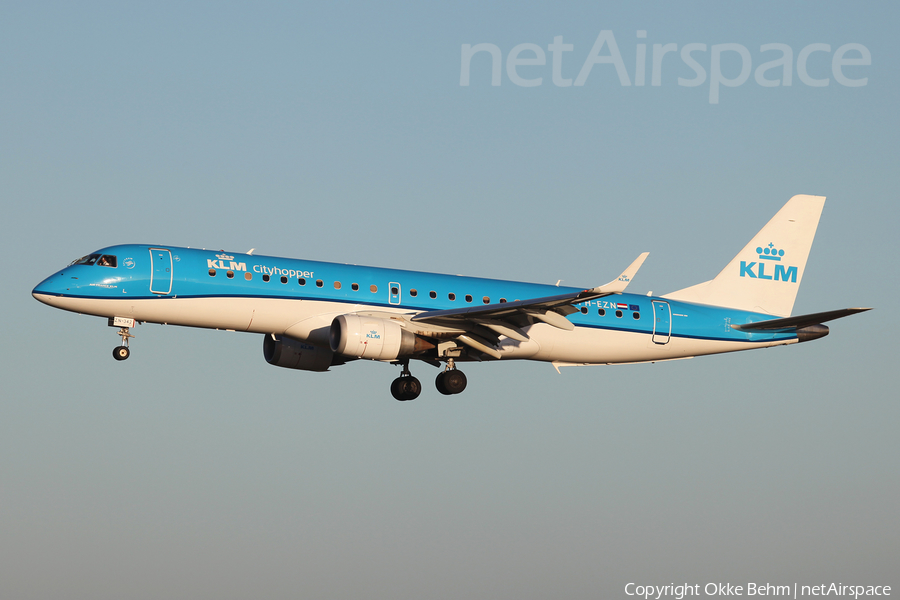 KLM Cityhopper Embraer ERJ-190STD (ERJ-190-100STD) (PH-EZN) | Photo 132808