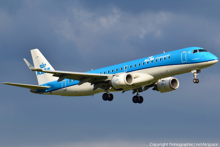 KLM Cityhopper Embraer ERJ-190STD (ERJ-190-100STD) (PH-EZN) | Photo 420600