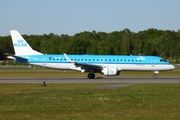 KLM Cityhopper Embraer ERJ-190STD (ERJ-190-100STD) (PH-EZN) at  Hamburg - Fuhlsbuettel (Helmut Schmidt), Germany
