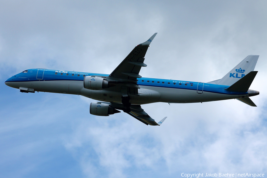 KLM Cityhopper Embraer ERJ-190STD (ERJ-190-100STD) (PH-EZO) | Photo 172499