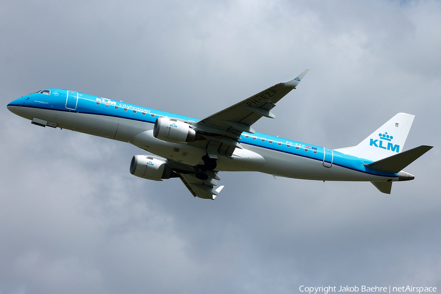 KLM Cityhopper Embraer ERJ-190LR (ERJ-190-100LR) (PH-EZP) | Photo 173391