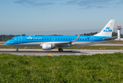 KLM Cityhopper Embraer ERJ-190LR (ERJ-190-100LR) (PH-EZP) at  Porto, Portugal