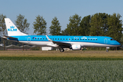 KLM Cityhopper Embraer ERJ-190LR (ERJ-190-100LR) (PH-EZP) at  Amsterdam - Schiphol, Netherlands