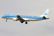 KLM Cityhopper Embraer ERJ-190LR (ERJ-190-100LR) (PH-EZP) at  Amsterdam - Schiphol, Netherlands