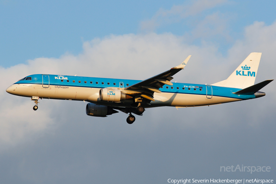 KLM Cityhopper Embraer ERJ-190STD (ERJ-190-100STD) (PH-EZR) | Photo 237704