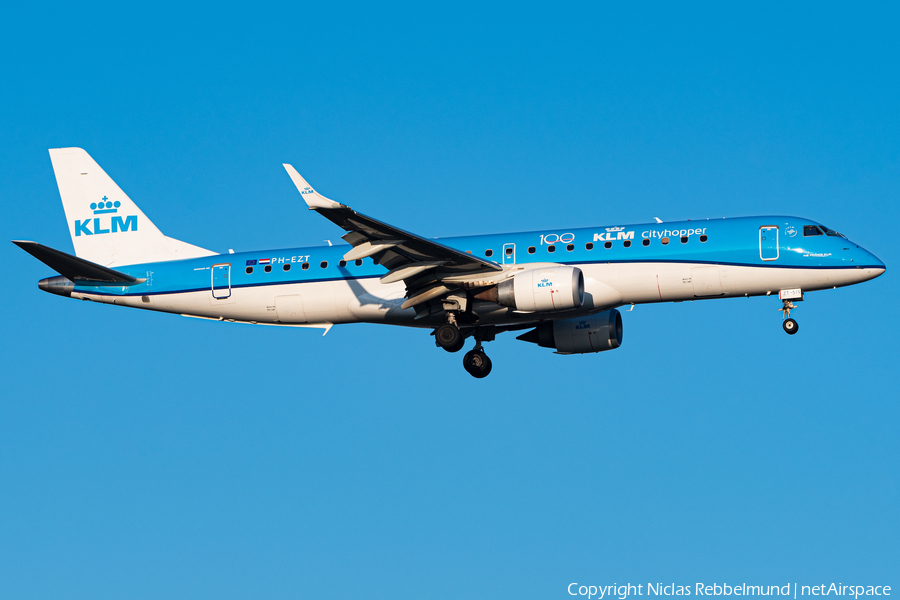 KLM Cityhopper Embraer ERJ-190STD (ERJ-190-100STD) (PH-EZT) | Photo 364760