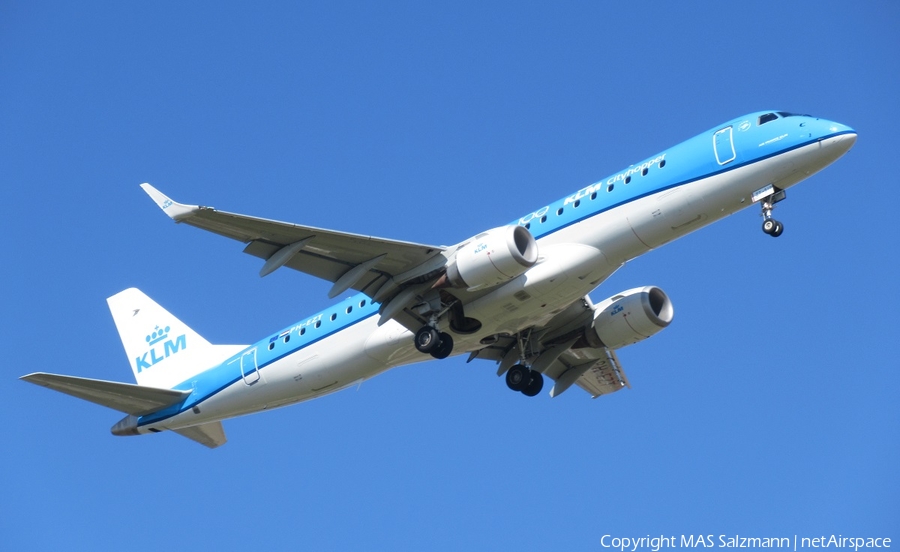 KLM Cityhopper Embraer ERJ-190STD (ERJ-190-100STD) (PH-EZT) | Photo 380125