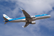 KLM Cityhopper Embraer ERJ-190STD (ERJ-190-100STD) (PH-EZT) at  Tenerife Sur - Reina Sofia, Spain