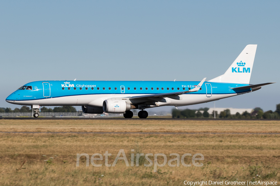 KLM Cityhopper Embraer ERJ-190STD (ERJ-190-100STD) (PH-EZU) | Photo 255918