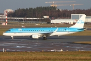 KLM Cityhopper Embraer ERJ-190STD (ERJ-190-100STD) (PH-EZU) at  Hamburg - Fuhlsbuettel (Helmut Schmidt), Germany