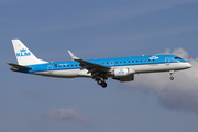 KLM Cityhopper Embraer ERJ-190STD (ERJ-190-100STD) (PH-EZU) at  Amsterdam - Schiphol, Netherlands