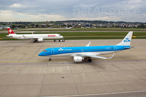 KLM Cityhopper Embraer ERJ-190STD (ERJ-190-100STD) (PH-EZU) at  Zurich - Kloten, Switzerland