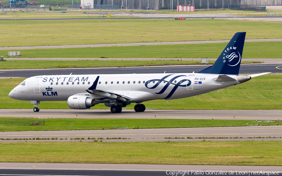 KLM Cityhopper Embraer ERJ-190STD (ERJ-190-100STD) (PH-EZX) | Photo 350462