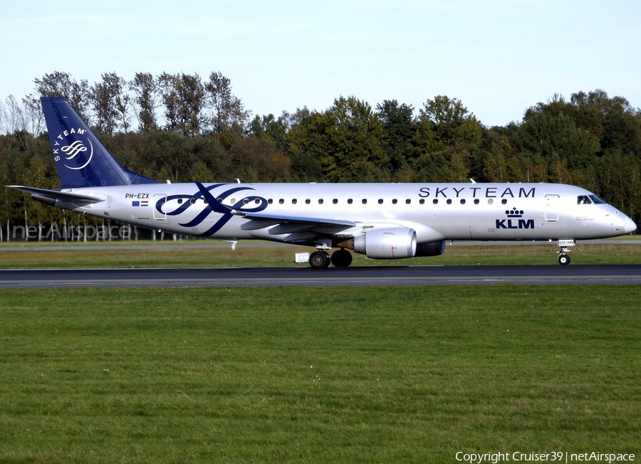 KLM Cityhopper Embraer ERJ-190STD (ERJ-190-100STD) (PH-EZX) | Photo 678899