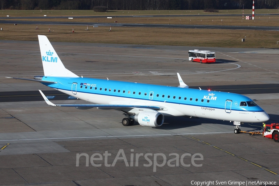 KLM Cityhopper Embraer ERJ-190STD (ERJ-190-100STD) (PH-EZZ) | Photo 39360