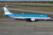 KLM Cityhopper Embraer ERJ-190STD (ERJ-190-100STD) (PH-EZZ) at  Berlin - Tegel, Germany