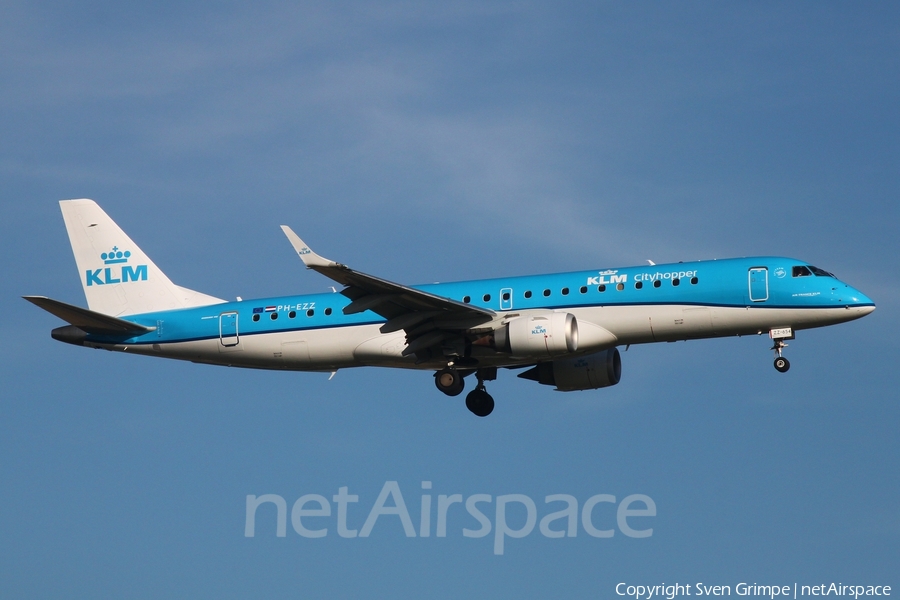 KLM Cityhopper Embraer ERJ-190STD (ERJ-190-100STD) (PH-EZZ) | Photo 479099