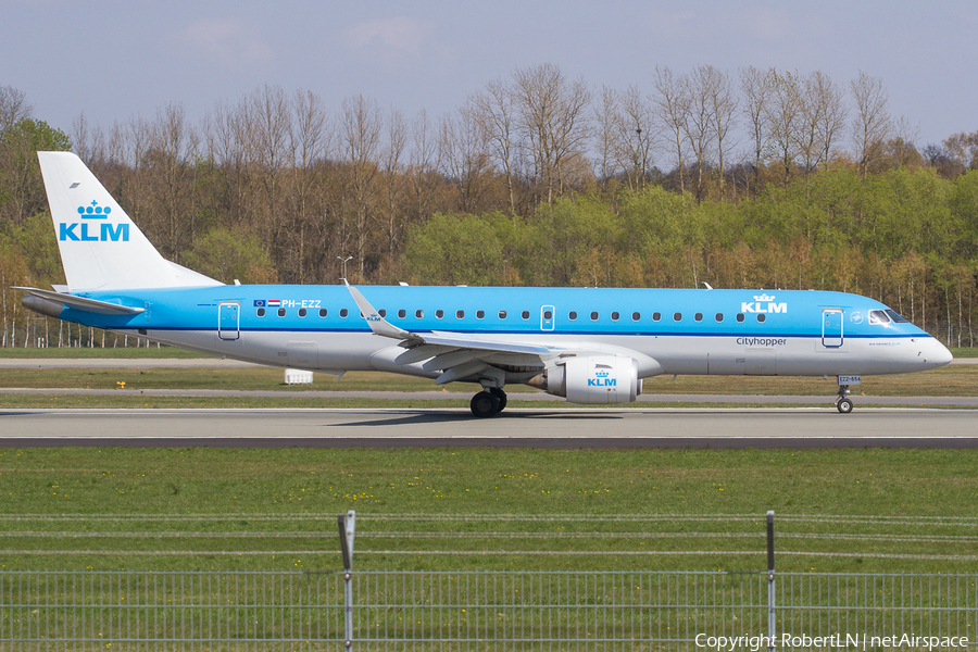KLM Cityhopper Embraer ERJ-190STD (ERJ-190-100STD) (PH-EZZ) | Photo 590477