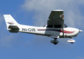 (Private) Cessna 172S Skyhawk SP (PH-GVB) at  Borkenberge, Germany