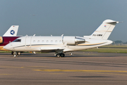 JetNetherlands Bombardier CL-600-2B16 Challenger 605 (PH-HWM) at  Amsterdam - Schiphol, Netherlands