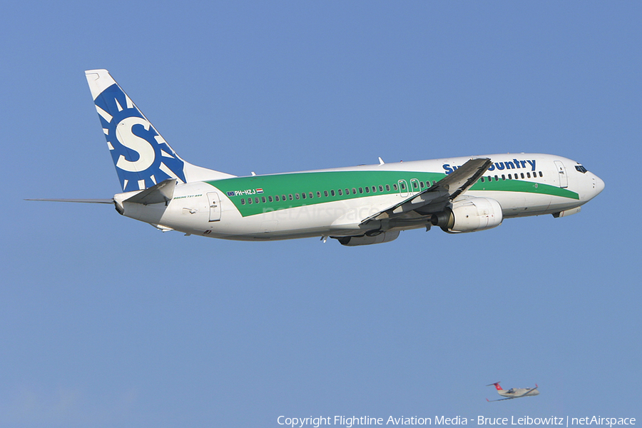 Sun Country Airlines Boeing 737-8K2 (PH-HZJ) | Photo 179580