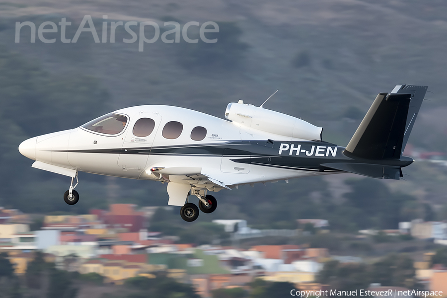 (Private) Cirrus SF50 Vision Jet G2 (PH-JEN) | Photo 470872