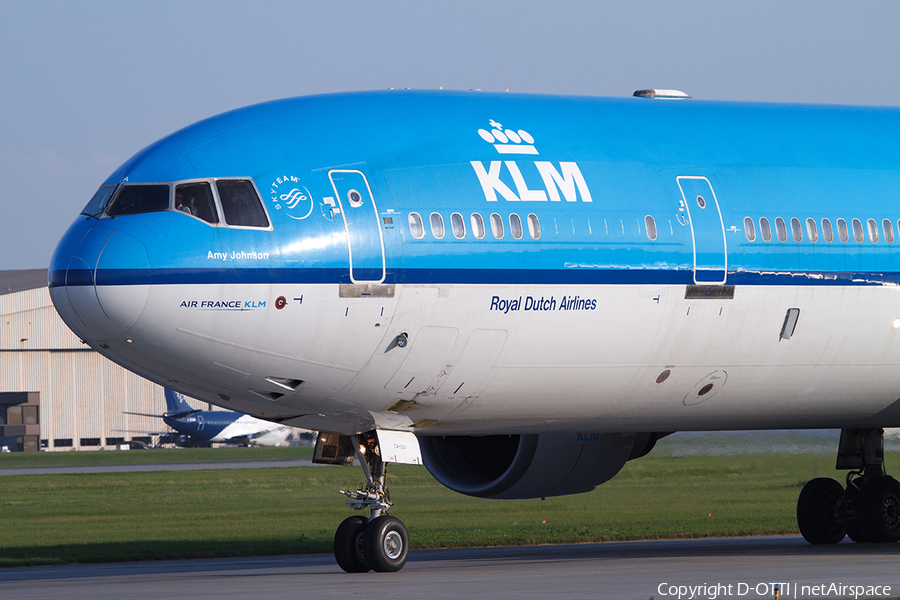 KLM - Royal Dutch Airlines McDonnell Douglas MD-11 (PH-KCA) | Photo 442289