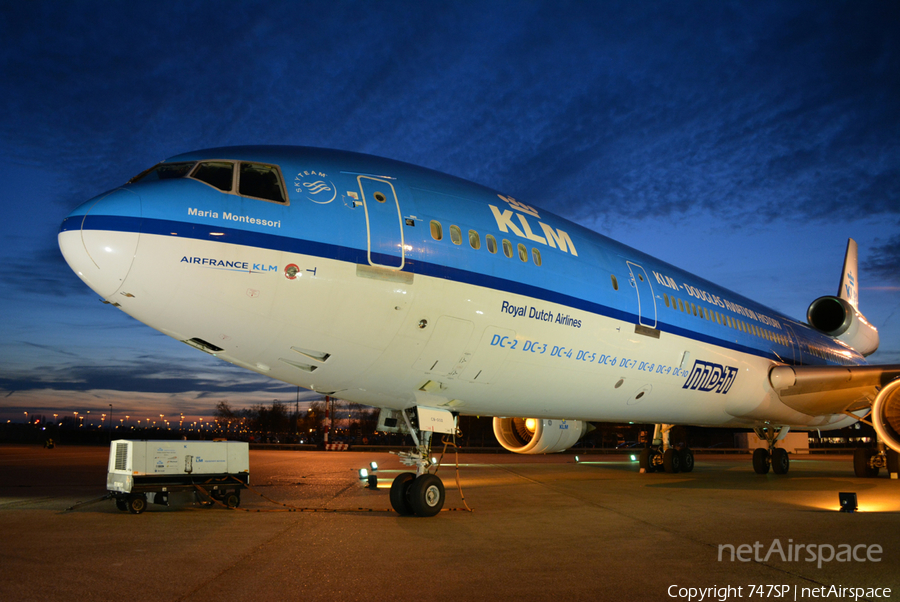 KLM - Royal Dutch Airlines McDonnell Douglas MD-11 (PH-KCB) | Photo 129856
