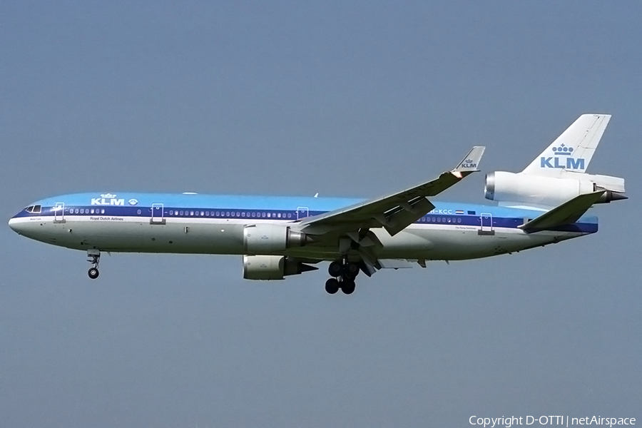 KLM - Royal Dutch Airlines McDonnell Douglas MD-11 (PH-KCC) | Photo 190666