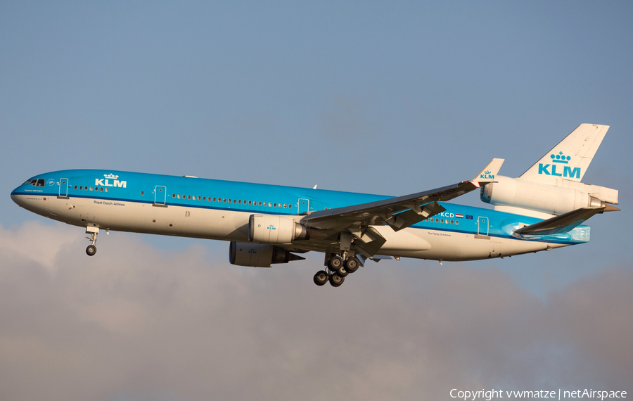 KLM - Royal Dutch Airlines McDonnell Douglas MD-11 (PH-KCD) | Photo 137353