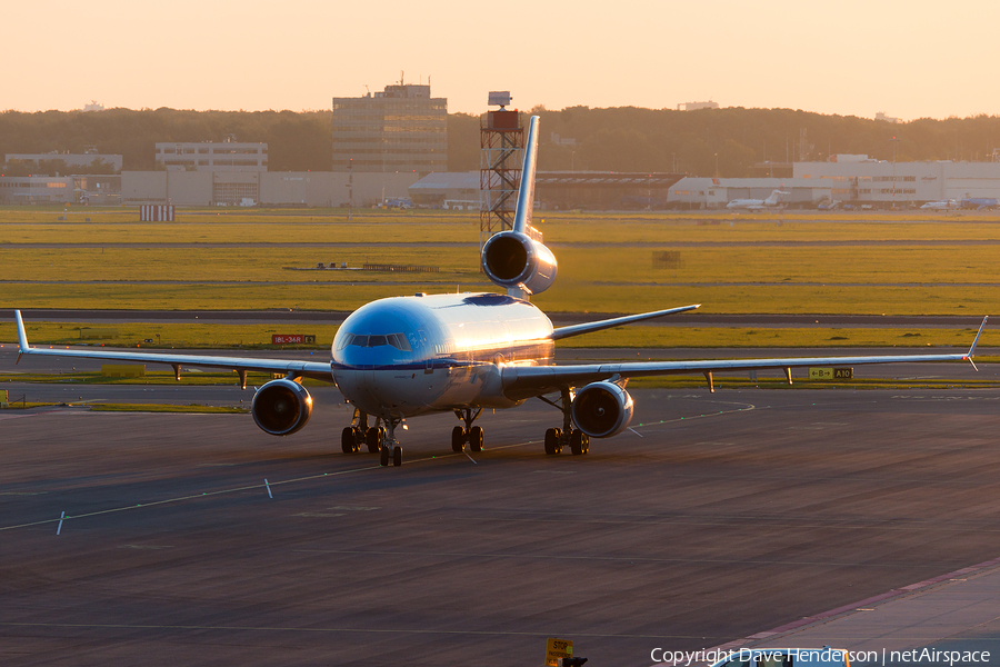 KLM - Royal Dutch Airlines McDonnell Douglas MD-11 (PH-KCD) | Photo 32794