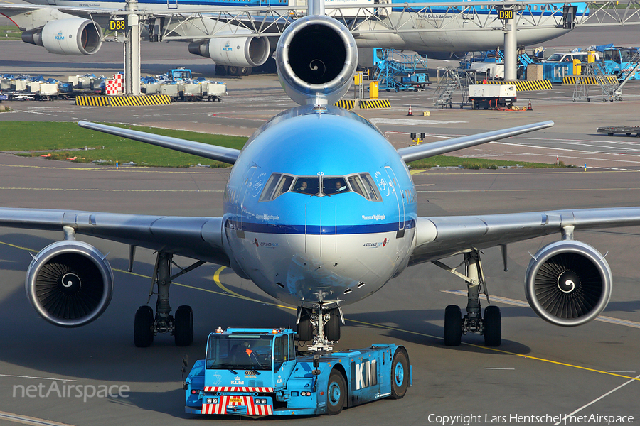 KLM - Royal Dutch Airlines McDonnell Douglas MD-11 (PH-KCD) | Photo 396196