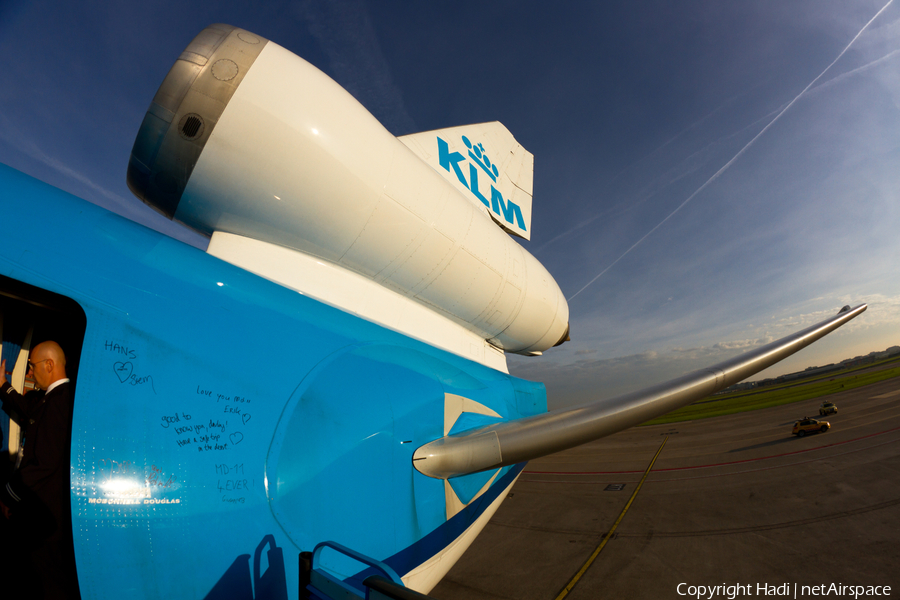 KLM - Royal Dutch Airlines McDonnell Douglas MD-11 (PH-KCD) | Photo 60675